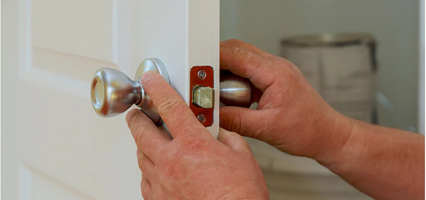 AAA Locksmiths For lock Replacement in Monrovia, California